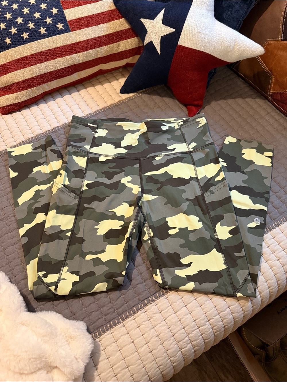 lululemon athletica Fast and Free 7/8 Olive Green & Cream Camo Leggings